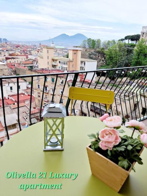 Olivella21 Luxury Apartment Montesanto Наполи Екстериор снимка