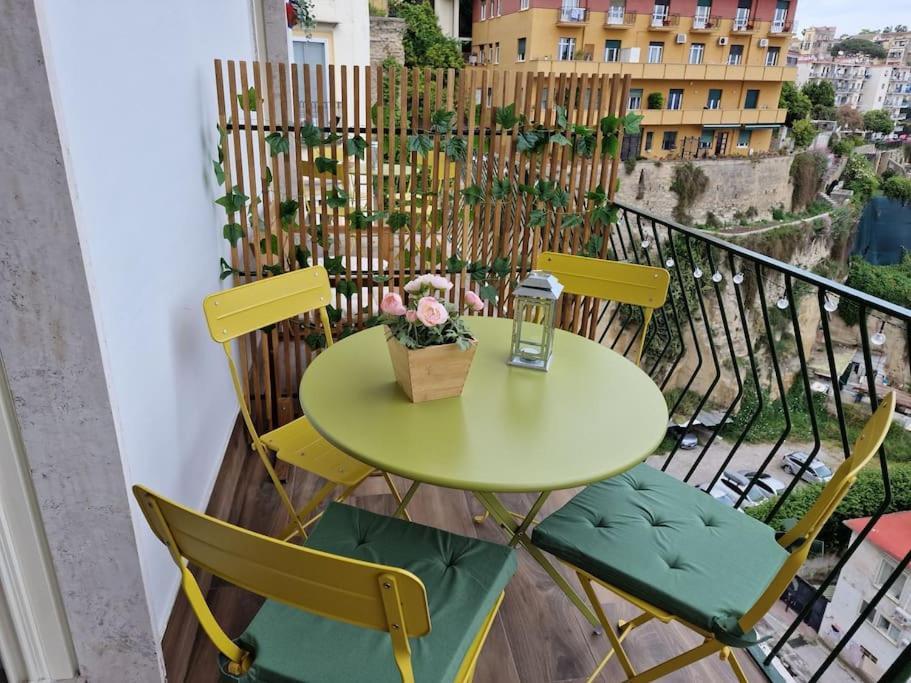 Olivella21 Luxury Apartment Montesanto Наполи Екстериор снимка