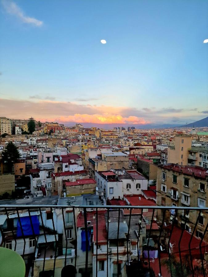 Olivella21 Luxury Apartment Montesanto Наполи Екстериор снимка