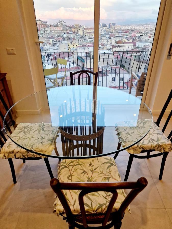 Olivella21 Luxury Apartment Montesanto Наполи Екстериор снимка