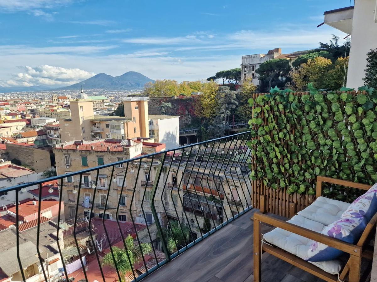 Olivella21 Luxury Apartment Montesanto Наполи Екстериор снимка
